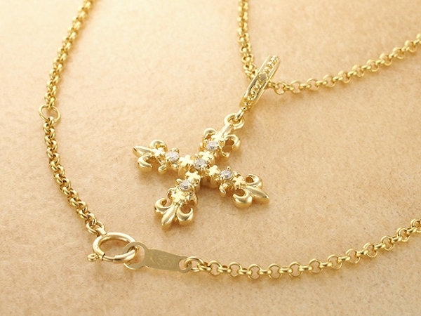  Ahkah diamond /0.10ct Lilly Cross leaf necklace K18YG