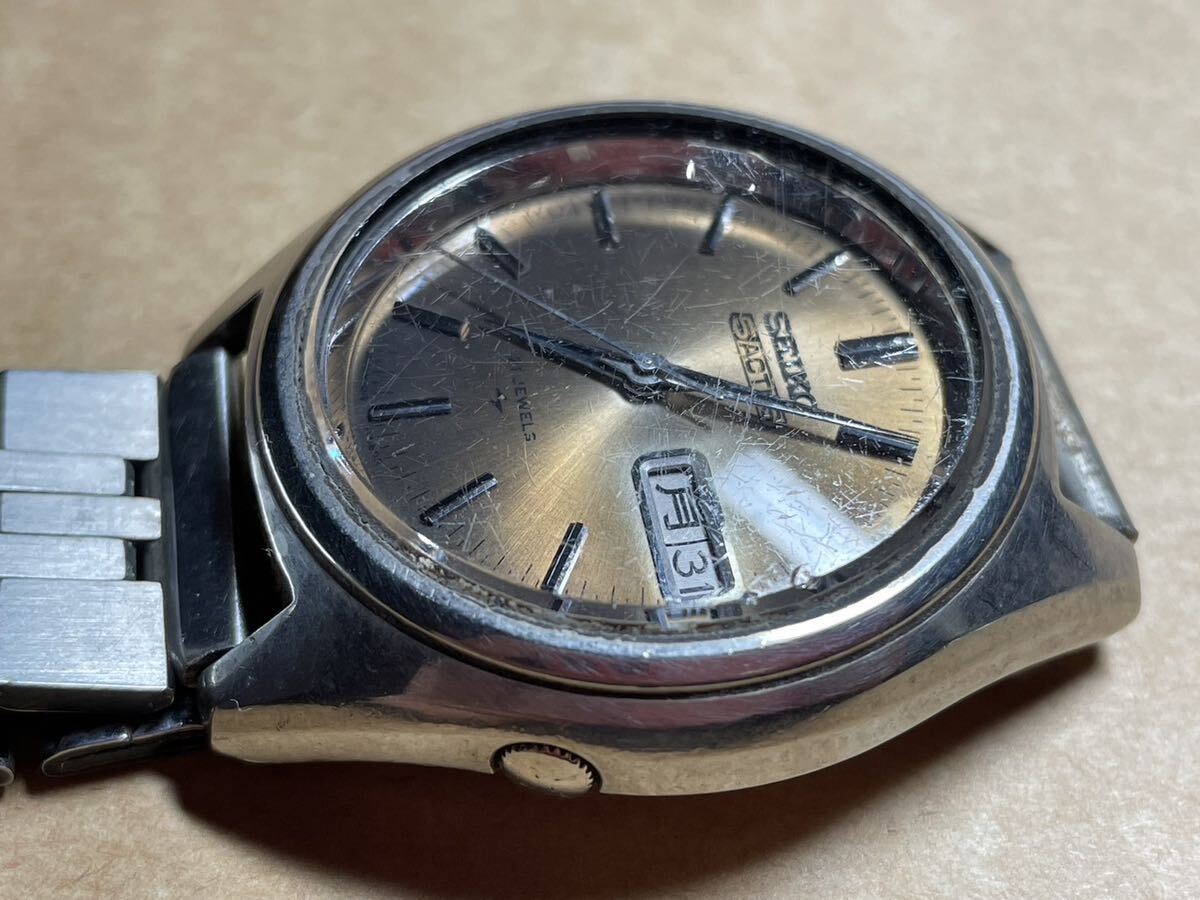 SEIKO セイコー 5アクタス 自動巻 メンズ腕時計 21石 文字盤 シルバー 7019-7060 中古品 ジャンク品 動作未確認 現状品の画像2
