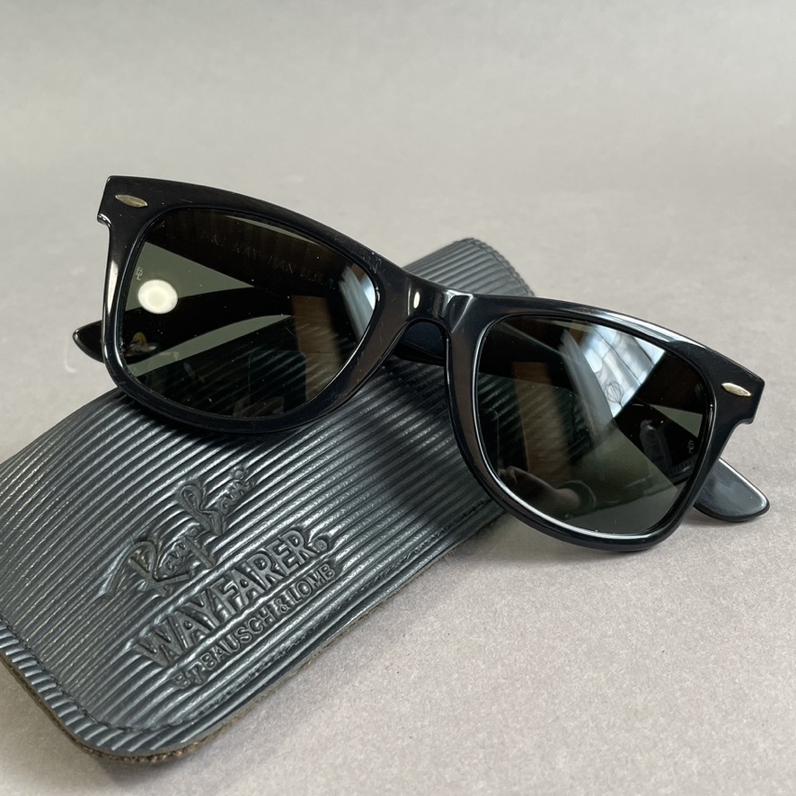 MS1092 B&L Ray-Ban ボシュロム レイバン WAYFARER ウェイファーラー サングラス W1208 ケース付 ブラック セルフレーム (検)アイウェア_画像1