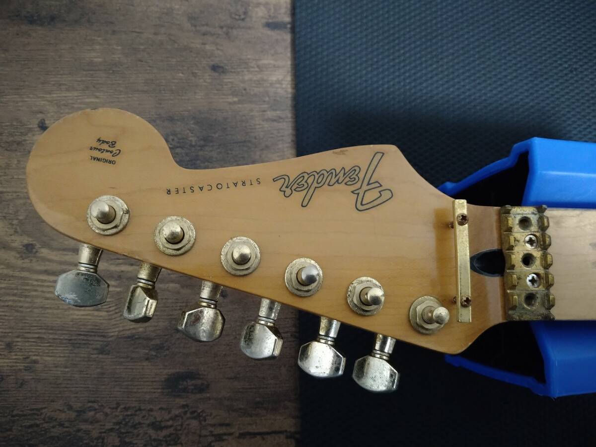 【ジャンク】Fender フェンダー ジャパン STRATO CASTER ストラトキャスターの画像3