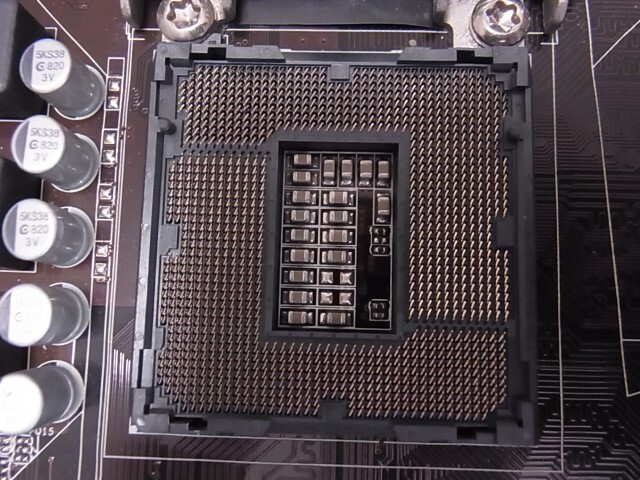 ASUS P8H77-M H77/LGA1155/MicroATXの画像2