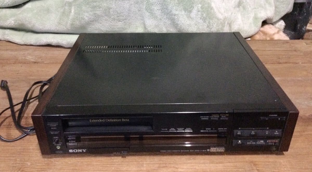 SONY [ED Beta] EDV-5000ビデオカセットレコ-ダ- / 1987年製 /通電,音声OK/映像NO/ジャンク品の画像1