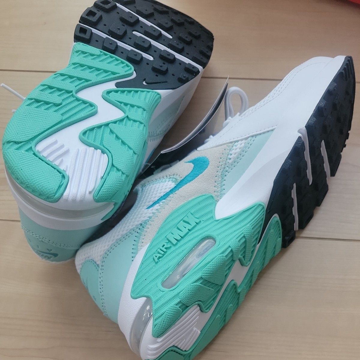 新品　NIKE CD5432-127  AIR MAX　エクシー　23.0　春色カラー