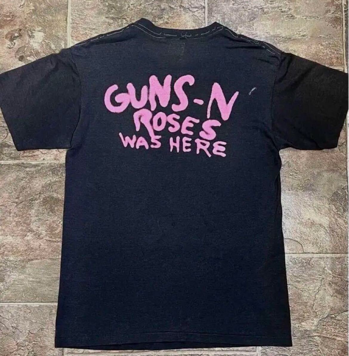 【80sヴィンテージ】GUNS N' ROSESガンズアンドローゼズ 両面プリント1987ロックバンドTシャツ黒sizeL/薔薇アクセルスラッシュ/90−00s古着の画像4