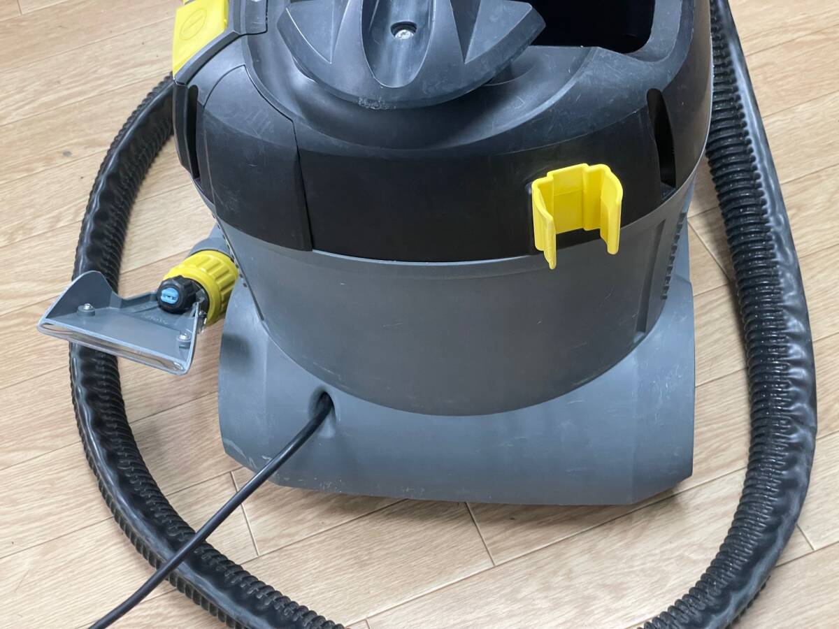 中古品 KARCHER Professional Puzzl 8/1C ケルヒャー 業務用 カーペットリンスクリーナー ソファー カーペット 布製品 1円 から 売り切りの画像9