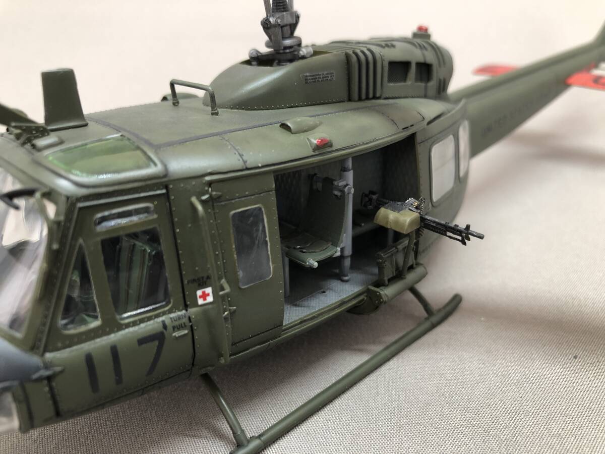 1/48 イタレリ アメリカ軍 UH-1 ヒューイ