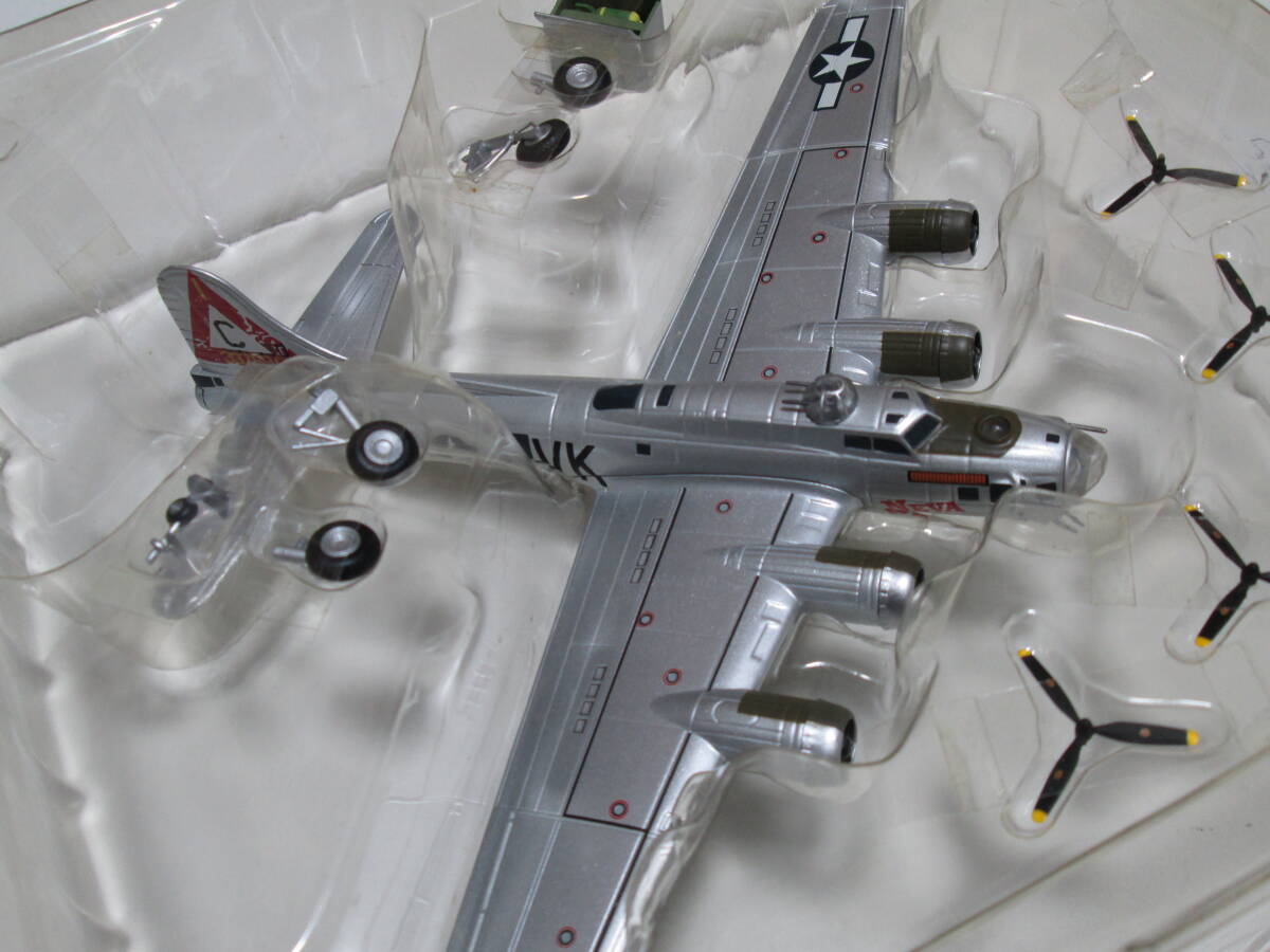 【希少】DRAGON WINGS ハセガワ 1/144 B-17G Flying Fortress フライングフォートレス 「THE SILVER LADY」 1945の画像9