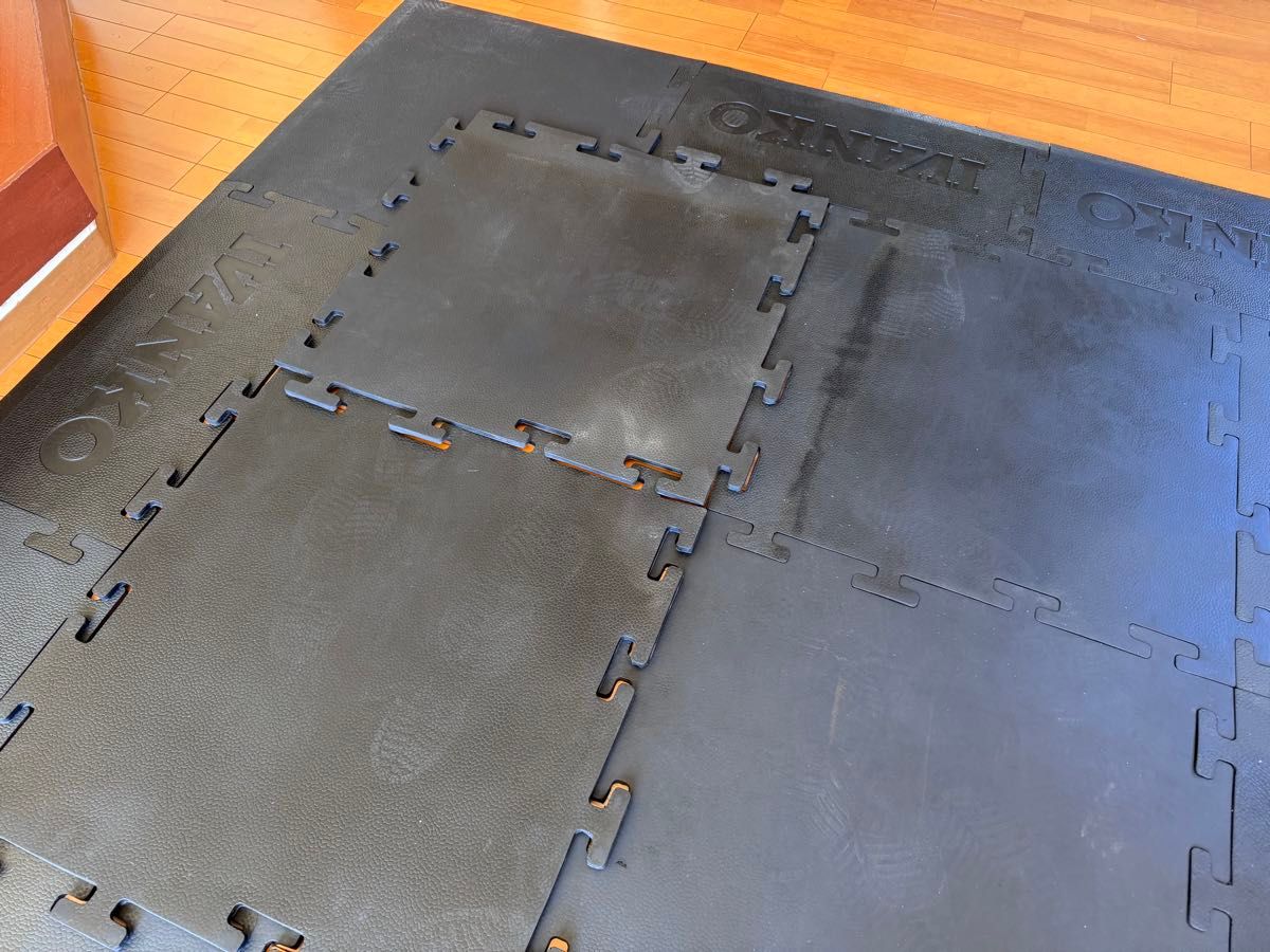 イヴァンコ ラバーマット CTR-4×9個 COR-3×4個 EDG-2×8個|Yahoo イヴァンコ ラバーマット CTR-4×9個 COR-3×4個 EDG-2×8個|Yahoo