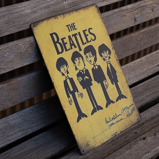 [ жестяная пластина табличка ]THE BEATLES Beatles John * Lennon paul (pole) * McCartney George * Harrison яблоко * Star 20cm×30.* бесплатная доставка 