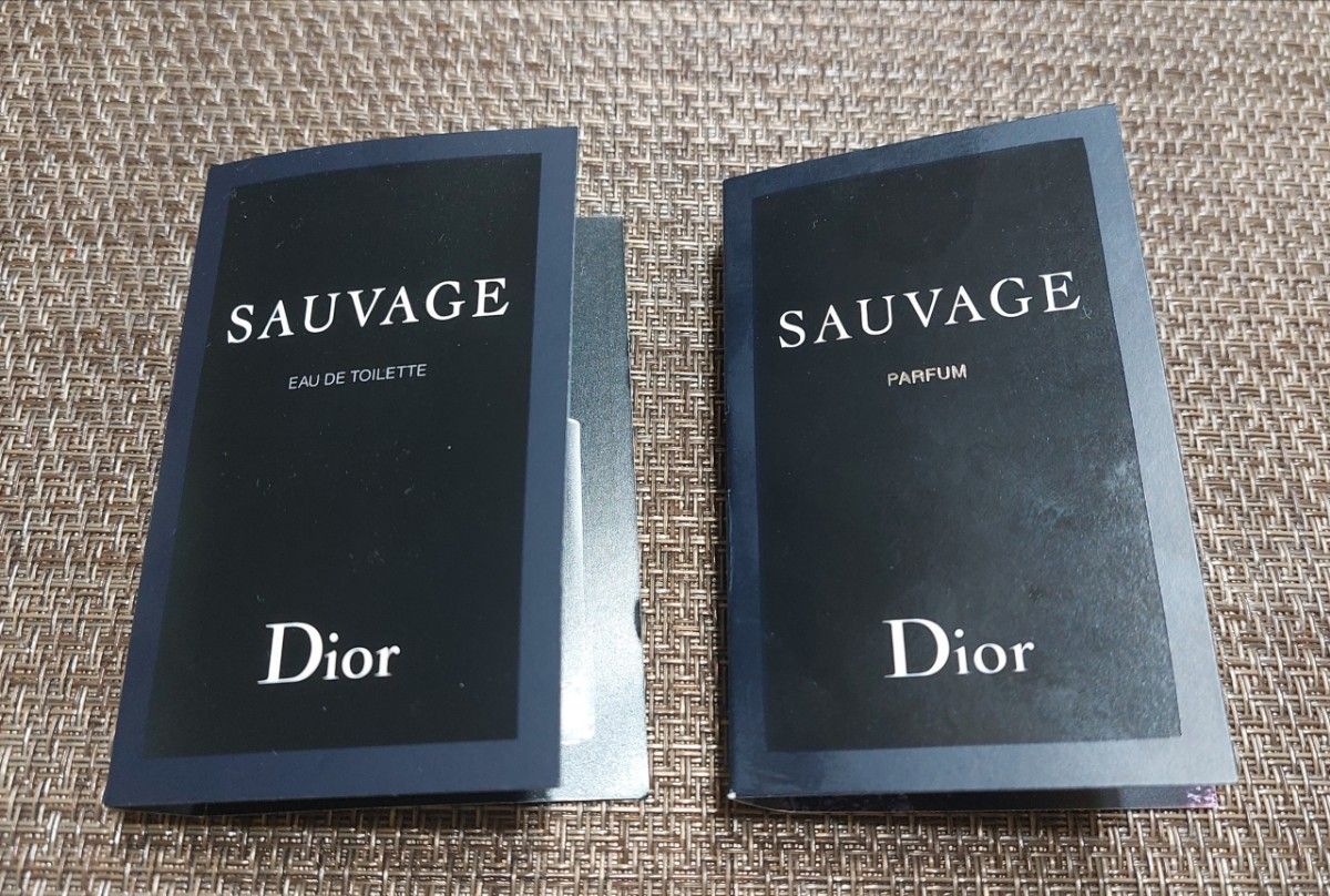 新品未使用ソヴァージュ  Christian Dior サンプル☆オードトワレ&パルファン ２本セット香水 SAUVAGE