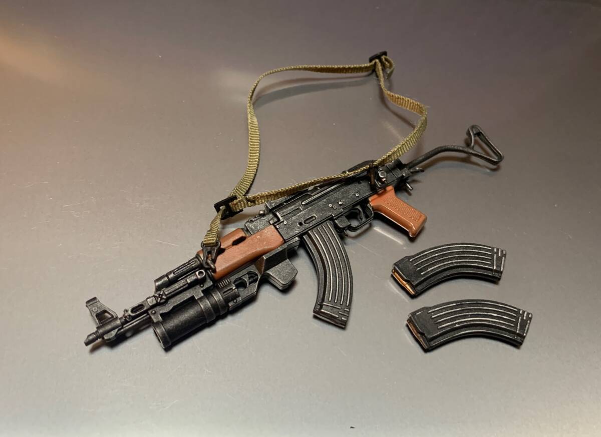 HOT TOYS 1/6 AK47 グレネードランチャー装備 ウェザリング仕様 HOT TOYS 1/6 AK47 グレネードランチャー装備 ウェザリング仕様