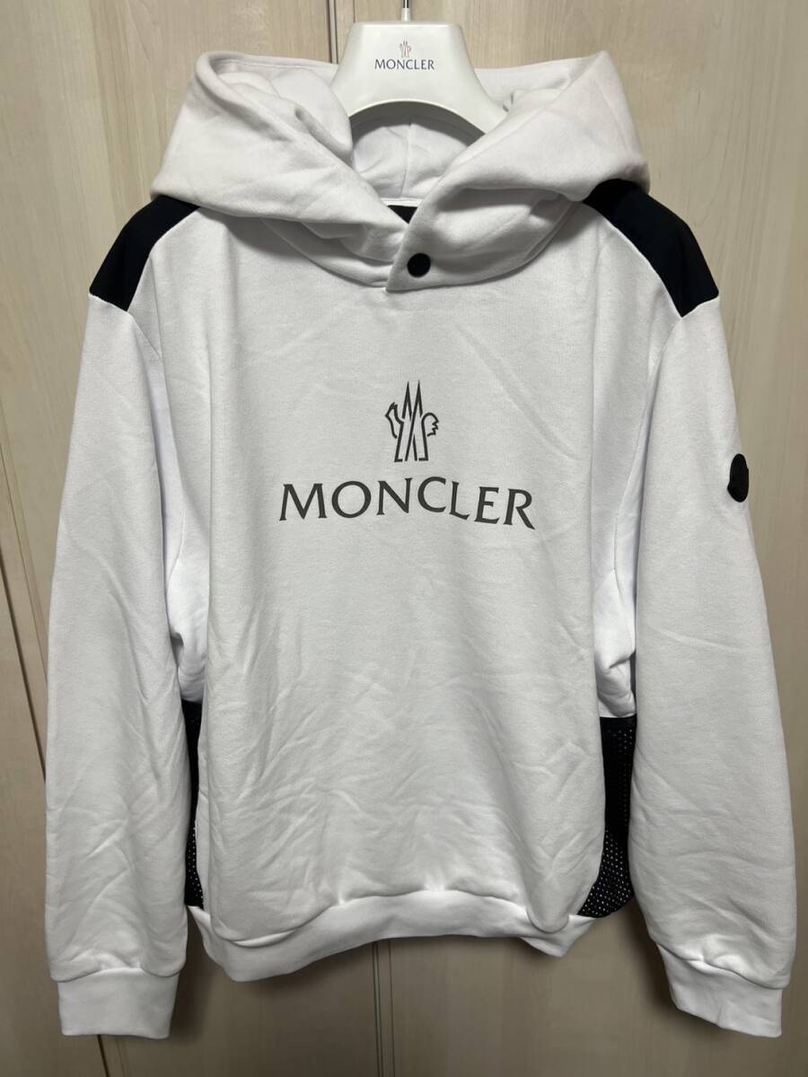 定価11.5万円！！新品未使用タグ付き☆MONCLER Same But Hoodie Ladies Sweatshirt パーカー XSサイズ ホワイト色 白色 男性OK 大きめ_画像2