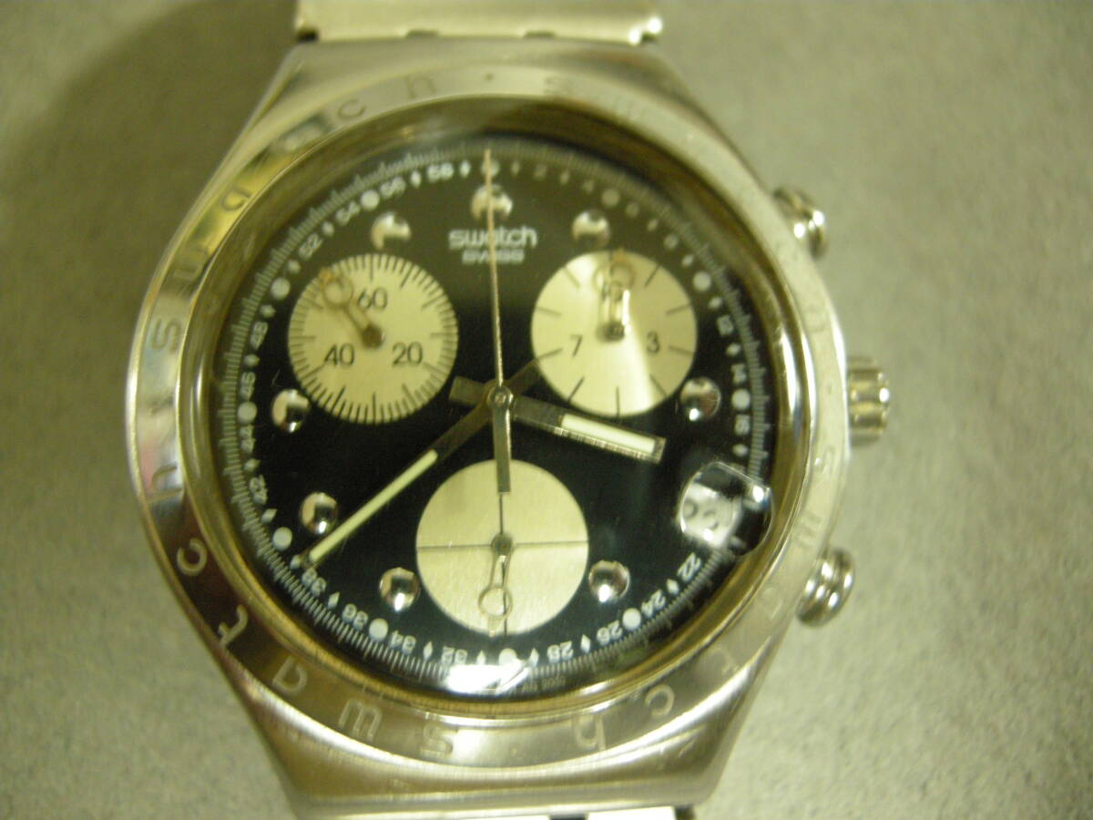 【中古品】スウォッチ/SWATCH 腕時計 クォーツ クロノグラフ 文字盤カラー：ブラックの画像1