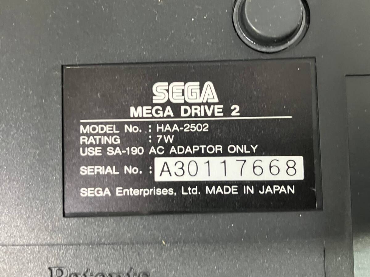 【通電未確認】SEGA/セガ MEGA DRIVE2/メガドライブ2 HAA-2502 本体 コントローラー ゲーム機器 (46949H21) の画像6