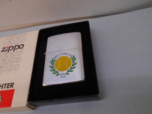 ビンテージ Zippo ジッポーテニスクラブ 1981年製　未使用　ニアミントコンディション,オリジナルインナー箱は汚れ,痛みがあります_画像1