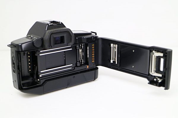 JT4w76 CANON EOS650 35-70mm F3.5-4.5/70-210mm F4 他 カメラ通電×カメラ ストロボ レンズ その他動作未確認 60サイズの画像4