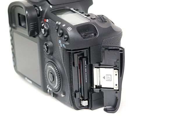 K4w8 Canon EOS 7D 15-85mm F3.5-5.6IS USM デジタル一眼 動作未確認 60サイズの画像7