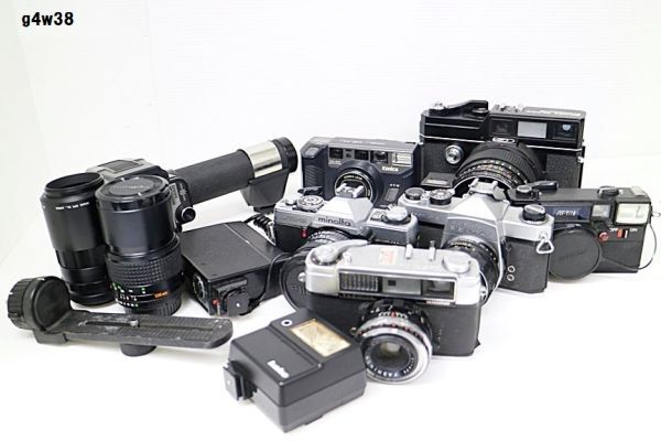 G4w38 カメラ等おまとめ PENTAX FUJICA MINOLTA YASHICA 他 カメラ レンズ ストロボ 動作未確認 80サイズの画像1