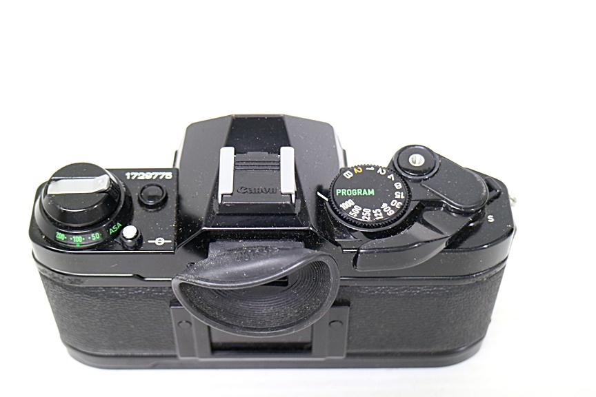 K3w116 CANON AE-1 50mm F1.4 カメラ レンズ 動作未確認 60サイズの画像3