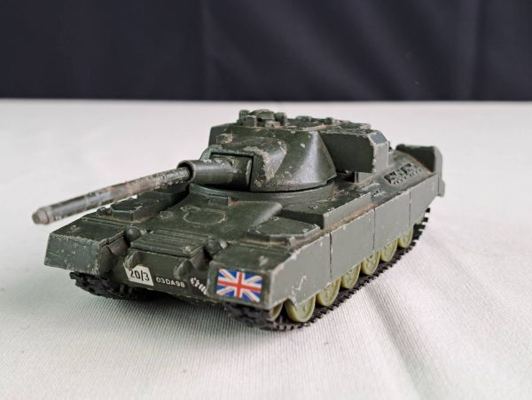 GORGI TOYS CHIEFTAIN Medium Tank 戦車 ミニカー_発送は60又は80サイズを予定しています