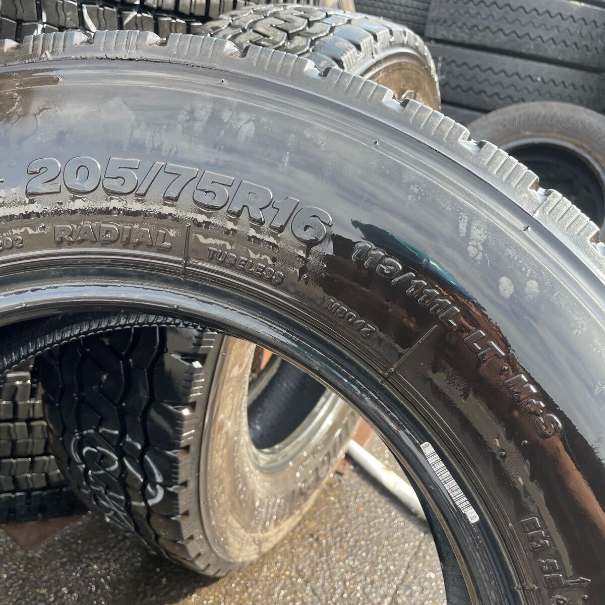 205/75R16 中古地山　ブリヂストン　激安美品　　2本セット：9900円_画像5