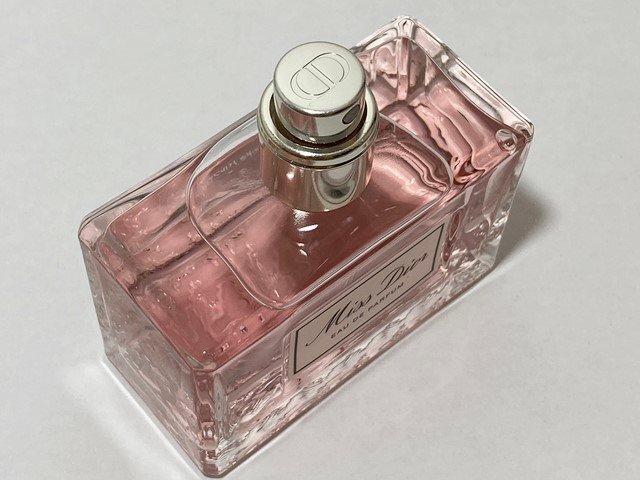 ◎Christian Dior クリスチャンディオール ミスディオール オードゥ パルファン 50ml 香水 EDP 箱無し・ボトルのみの画像5