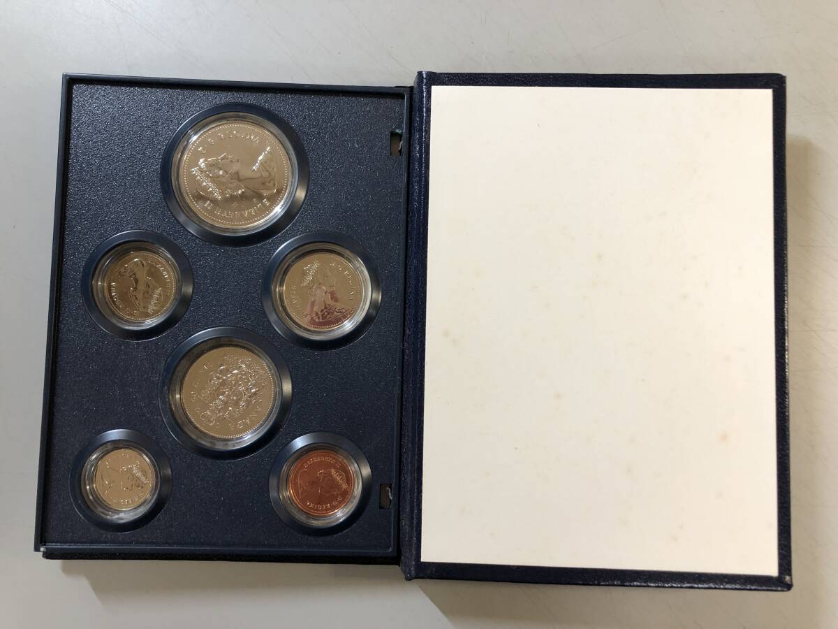 Royal Canadian Mint 1987年 ケース入り ミントコイン カナダ 大きな写真あり 1円の画像10