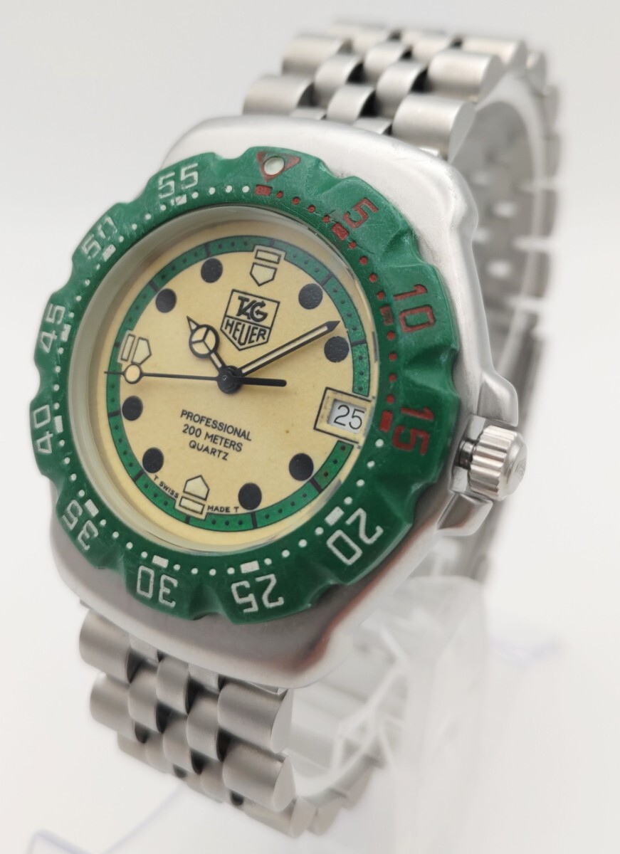 【稼働品】ボーイズ クォーツ タグホイヤー TAGHEUER Professional 200m フォーミュラ1シリーズ 372.513 夜光/グリーン文字盤 純正ベルトの画像2