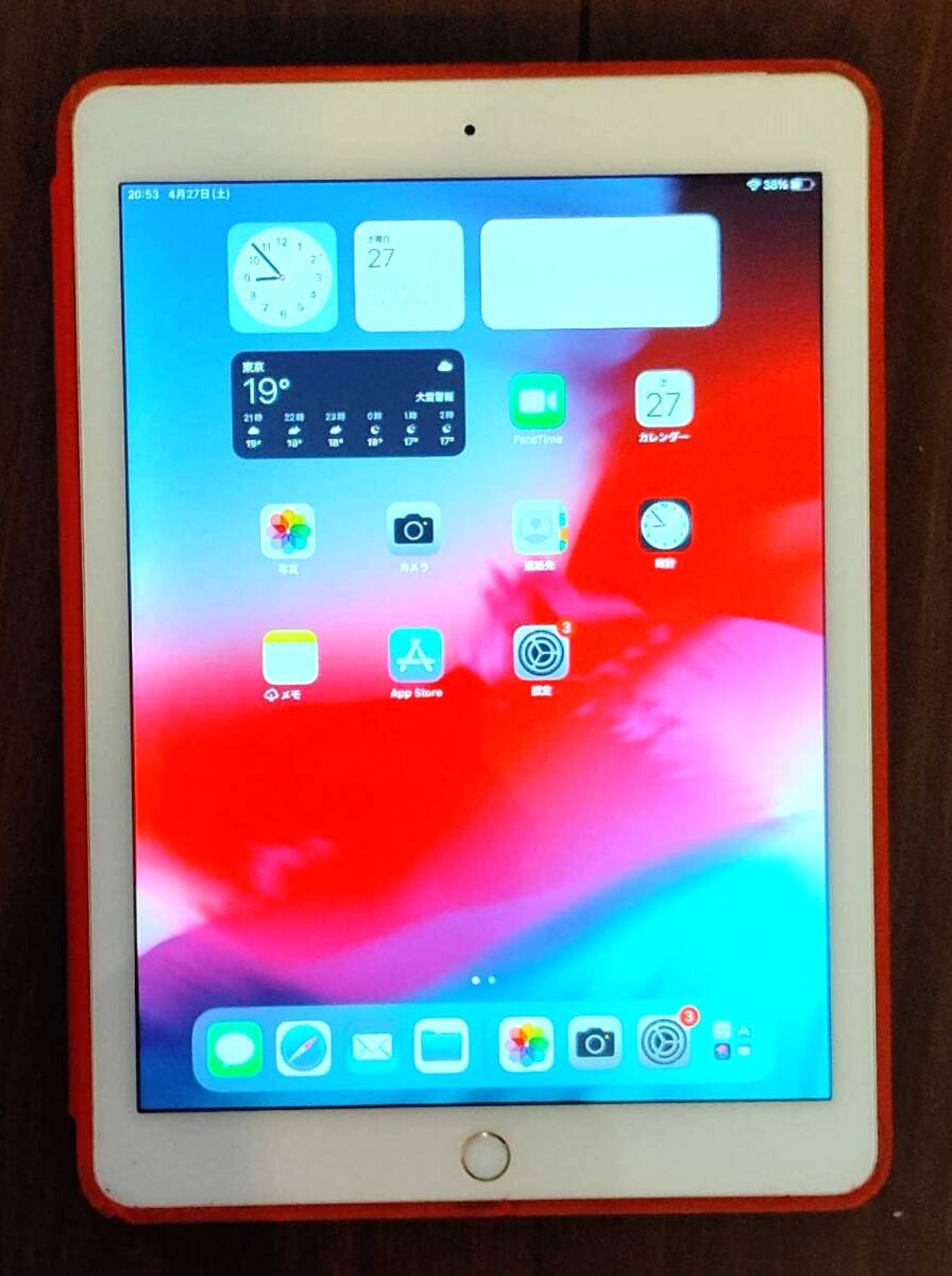 SIM フリータイプ iPad・ゴールド・ A1567_画像1