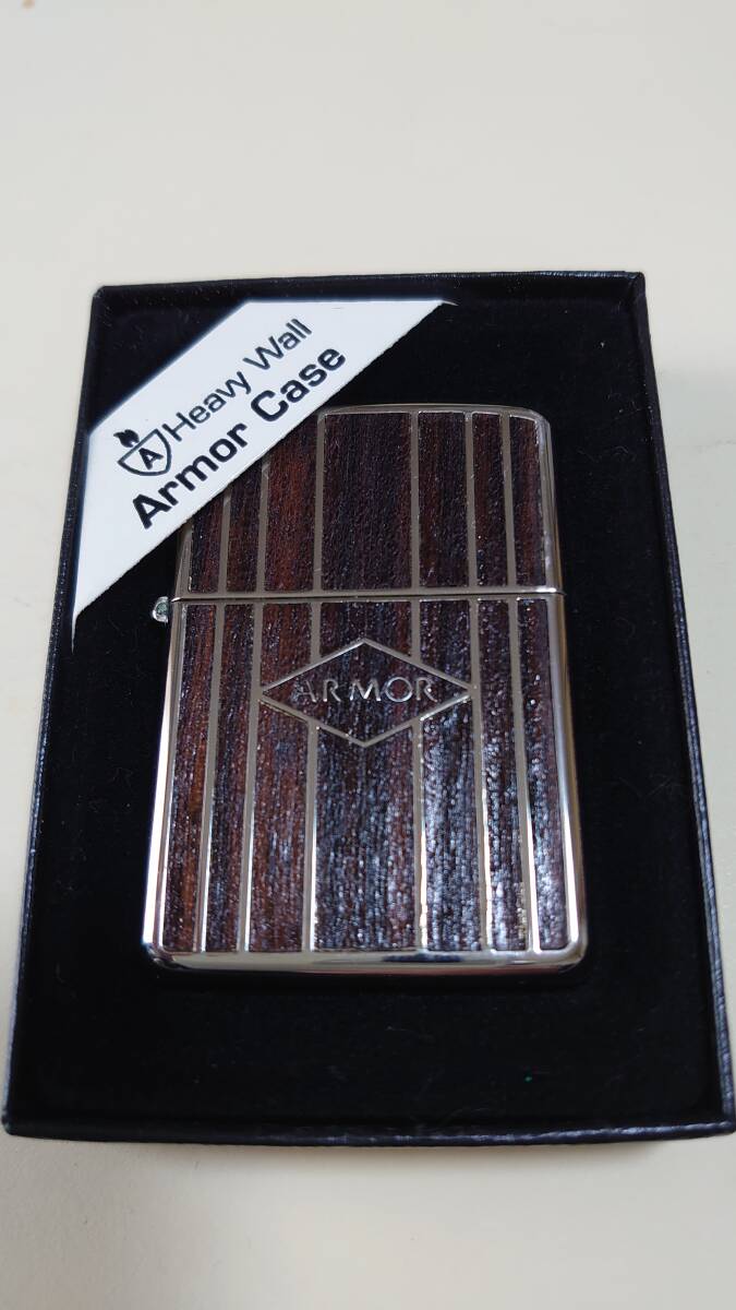 新品未使用品 ZIPPO Armor(アーマー) WOOD COMB (2004)の画像1