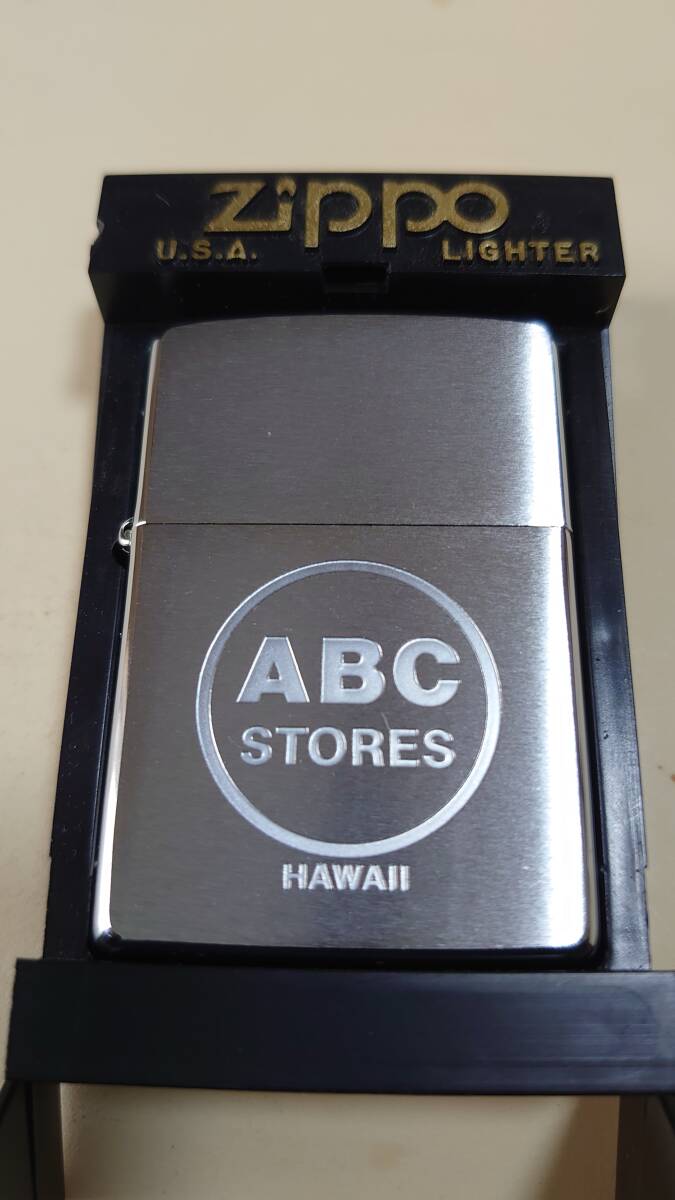 新品未使用品 ZIPPO #200 ABC STORES HAWAII (2000)の画像1