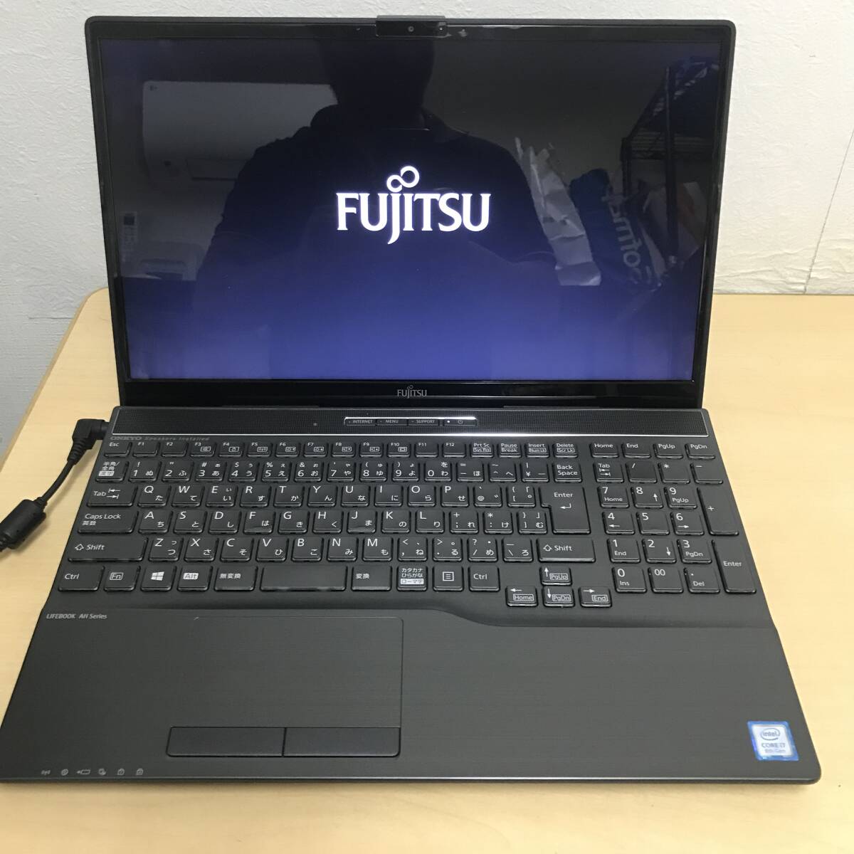 FUJITSU LifeBook AH53/D3 - Core i7 - 8G - 378_画像3