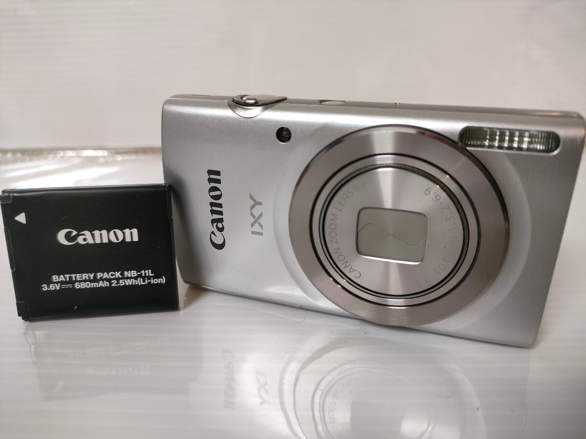 【極上美品】CANON キヤノン コンパクトデジタルカメラ IXY 180 シルバー_画像1