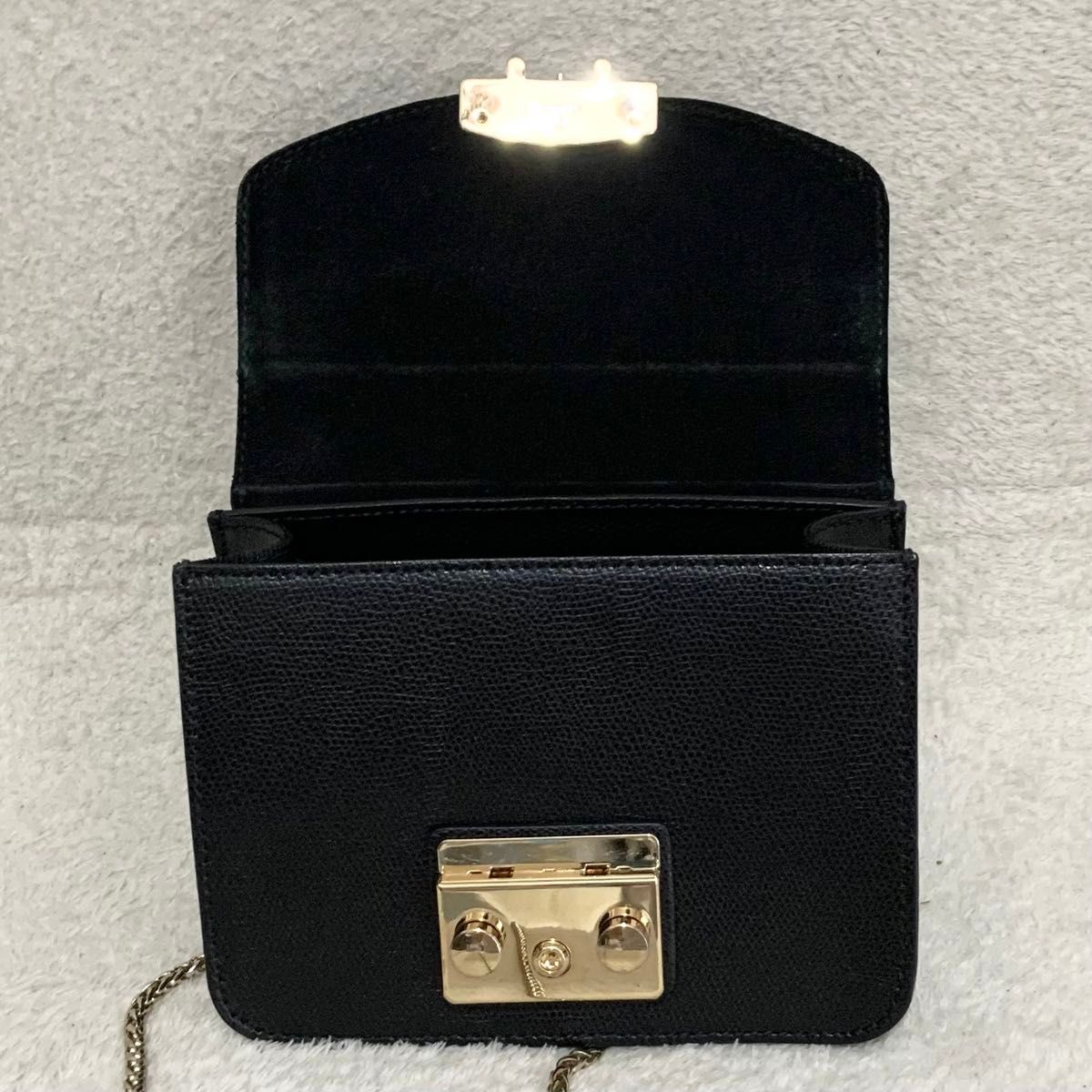 美品】 FURLA フルラ メトロポリス ミニショルダーバッグ 美品】 FURLA フルラ メトロポリス ミニショルダーバッグ