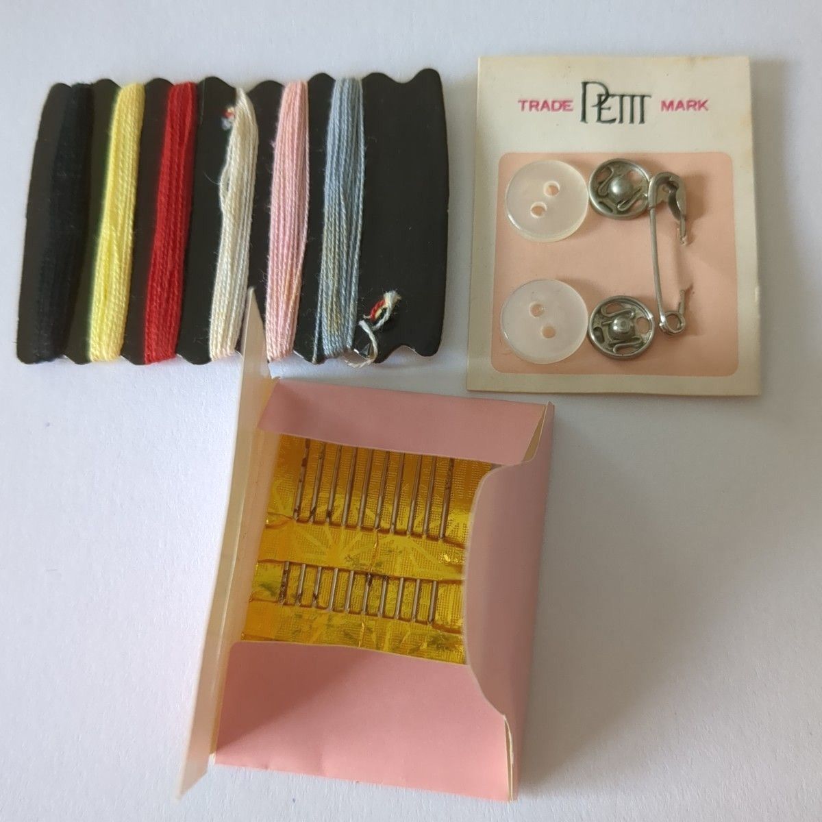裁縫セット　ソーイングセット　PETIT プティ　ゴブラン織　携帯　がま口型