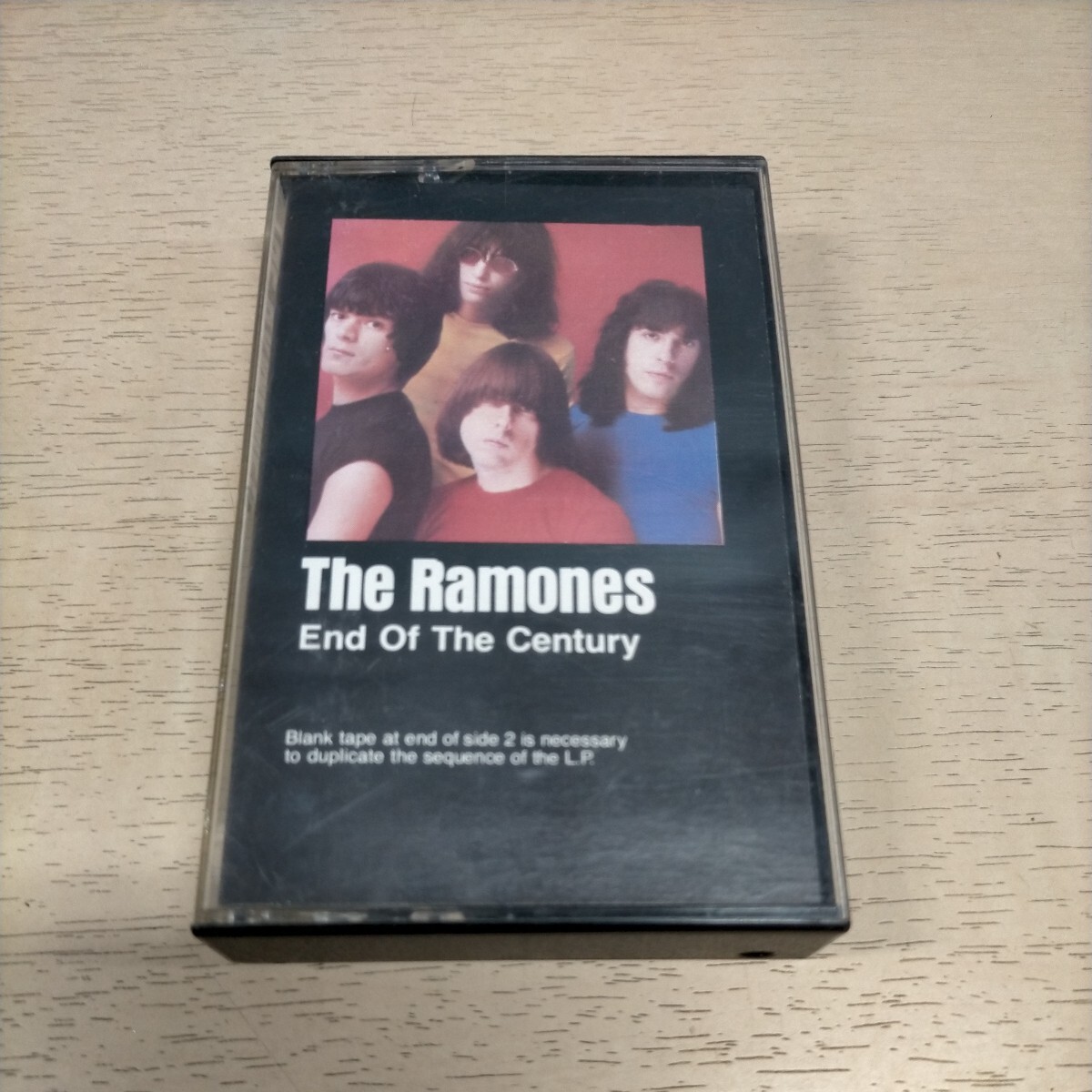 RAMONES ラモーンズ END OF CENTURY 1980年 米SIRE カセットテープ◎中古/再生未確認/ノークレームで/現状渡し/状態は写真にて要確認の画像1