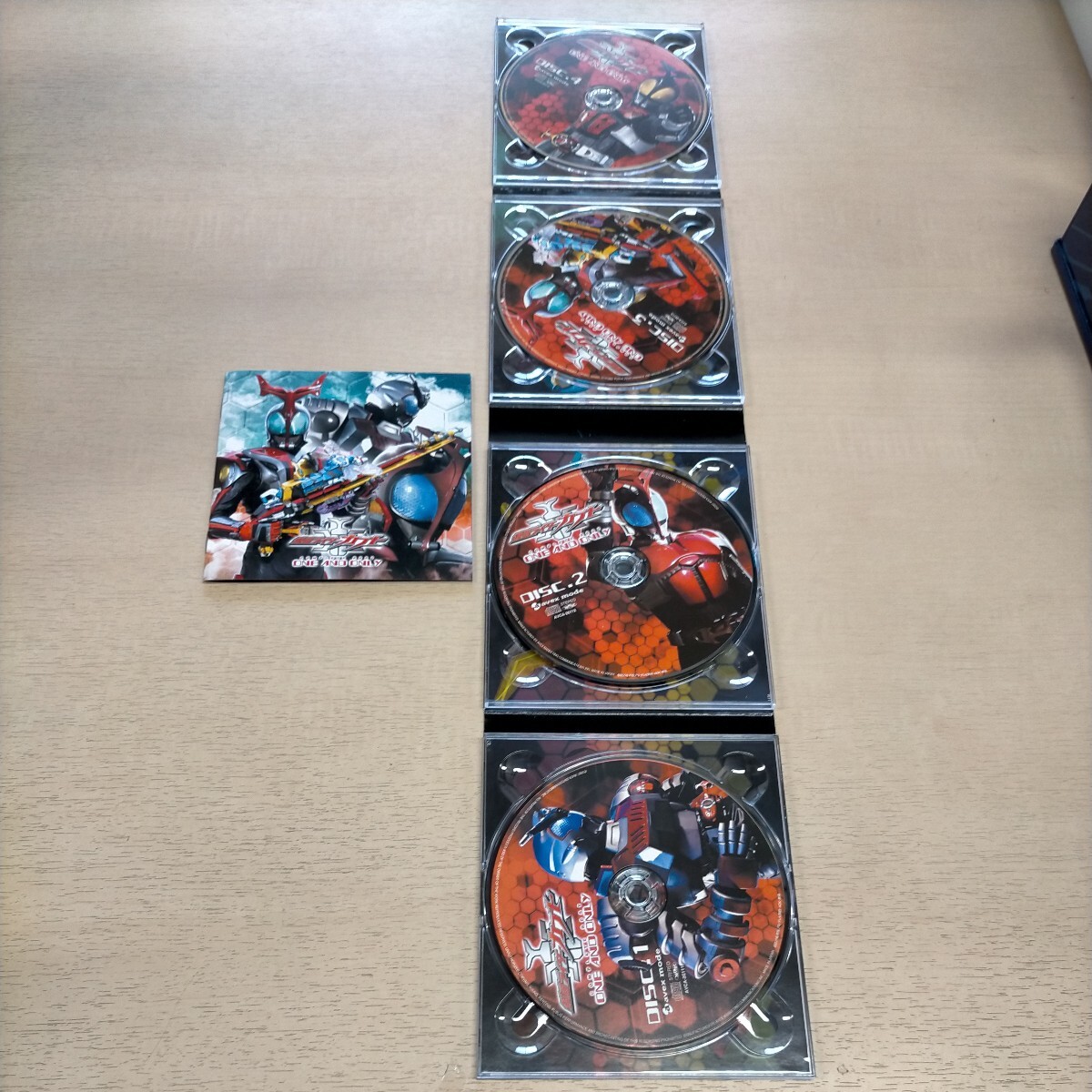 仮面ライダーカブト COMPLETE BEST ONE AND ONLY 初回限定版 帯付◎中古/再生未確認/ノークレームで/現状渡し/ステッカー付_画像6