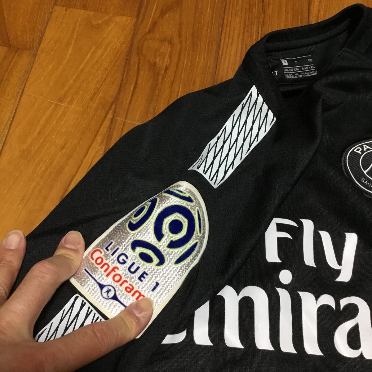 NIKE ナイキ社製 PSG パリ・サンジェルマン オフィシャル ユニフォーム キッズ S 128-137cm 8-10歳くらい PARIS SAINTGERMAINの画像5