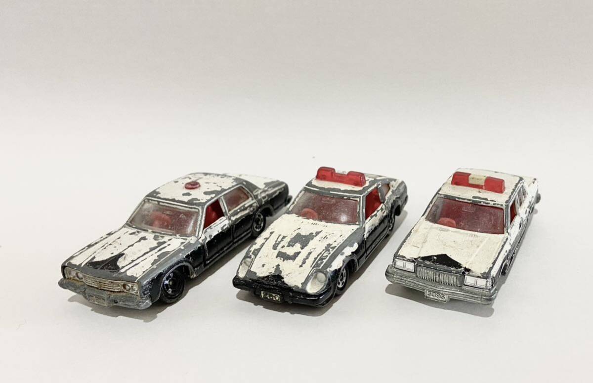 トミカ 日本製 3台セット 58 クラウンパトカー 4 クラウンパトカー 44 フェアレディZパトカー ジャンク品_画像2