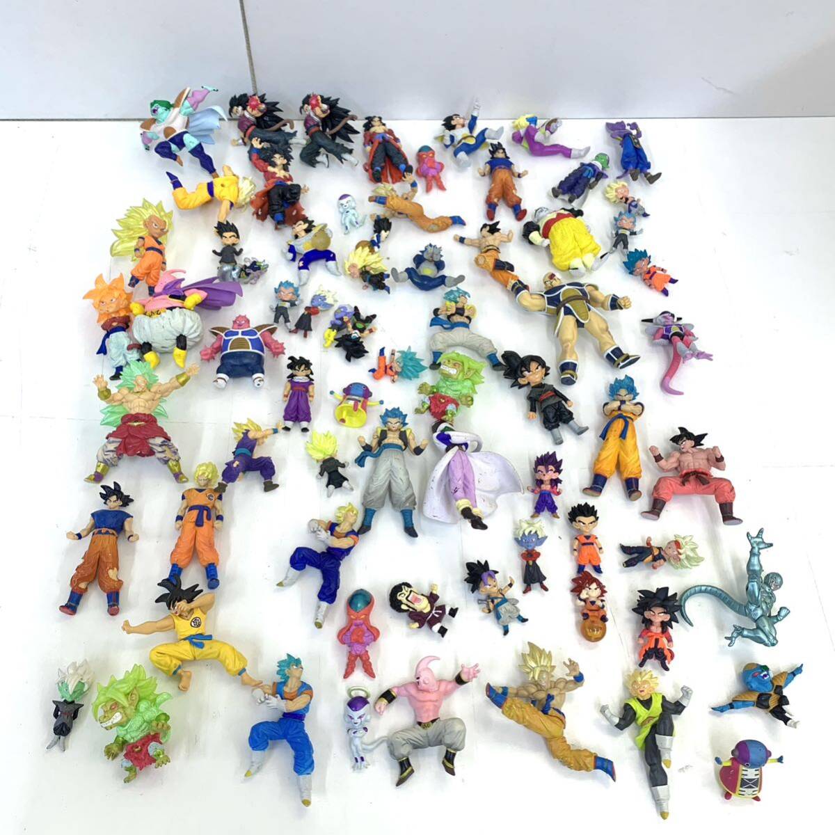 065B349★【中古/現状品】ドラゴンボール フィギュア ガチャ 食玩 大量まとめ セット 孫悟空 ブロリー 他_画像3