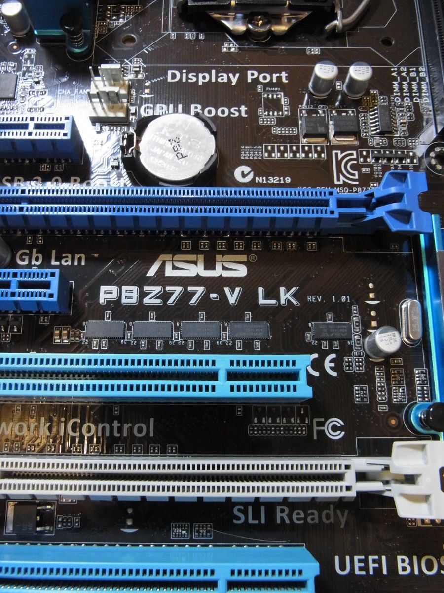 管PM0742 中古品【ASUS製マザーボード『P8Z77-V LK』+メモリー4GB×2枚】