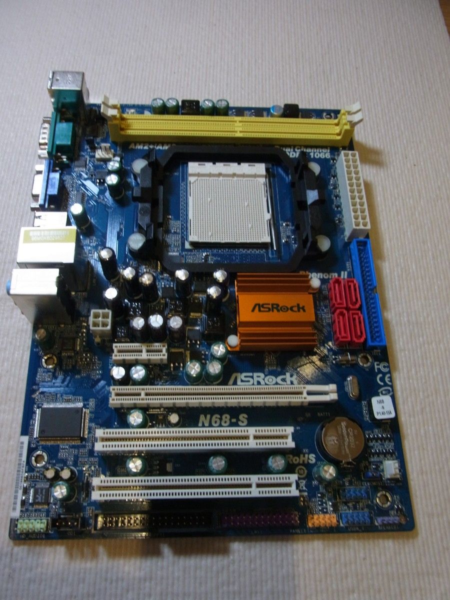 SALE！管PM0748 中古美品【ASRock製マザーボード『N68-S』】