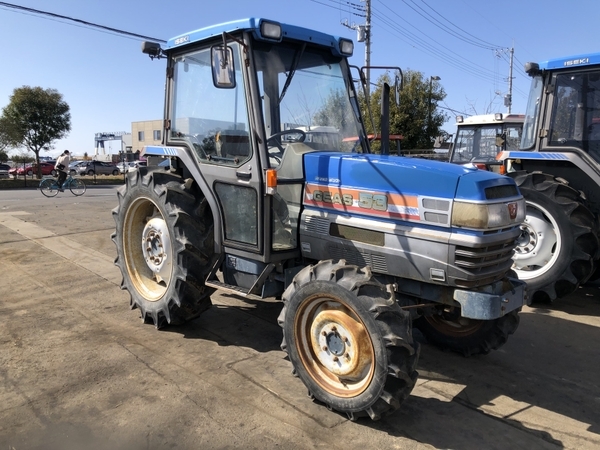 茨城県 イセキ トラクター TG53F 53馬力 4WD 2919h パワステ キャビン 中古 直Q8609485の画像1