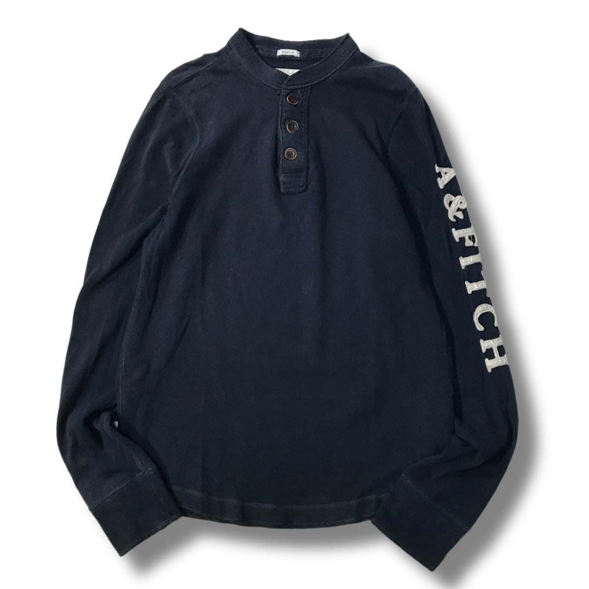 《オススメ◎》Abercrombie&Fitch アバクロンビー&フィッチ★アームロゴ*ヘンリーネックTシャツ*カットソー*ネイビー*XL(MA6294)◆S60の画像1