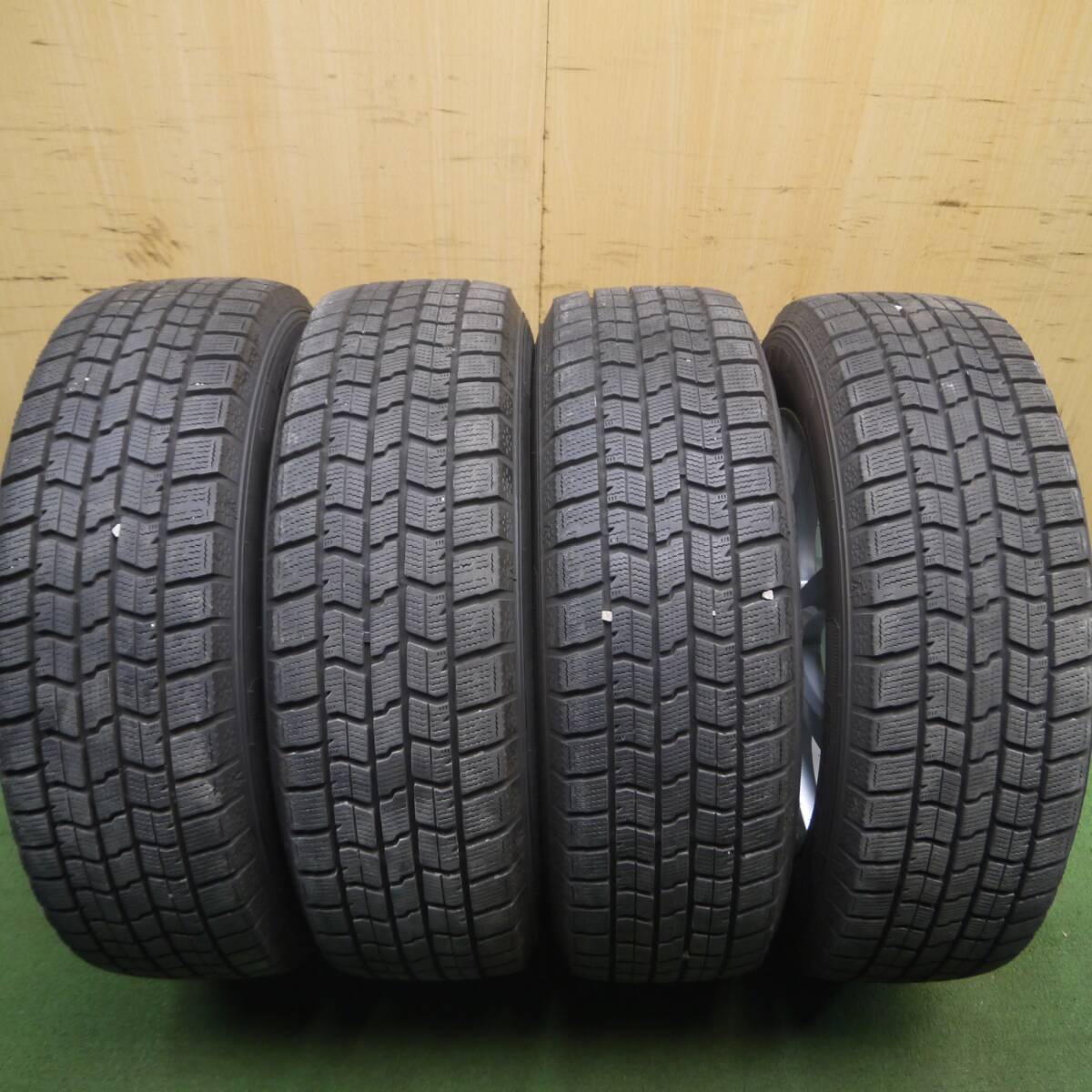 *送料無料* バリ溝！21年！キレイ！9.5分★スタッドレス 195/65R16 グッドイヤー アイスナビ7 ravrion RS01 PCD100/4H★4031312Hス_画像8