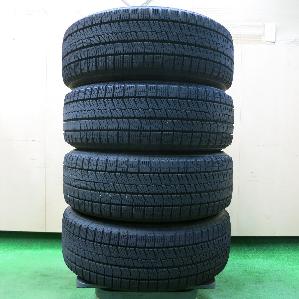 *送料無料* バリ溝！21年！キレイ！9.5分★スタッドレス 205/60R16 ブリヂストン ブリザック VRX2 TEAD テッド PCD114.3/5H★4041102イス_画像8