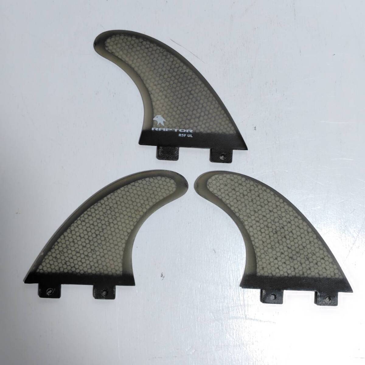 サーフィン サーフボード ラプターフィン RAPTOR R5F UL Surfboard FINS 中古品_画像2