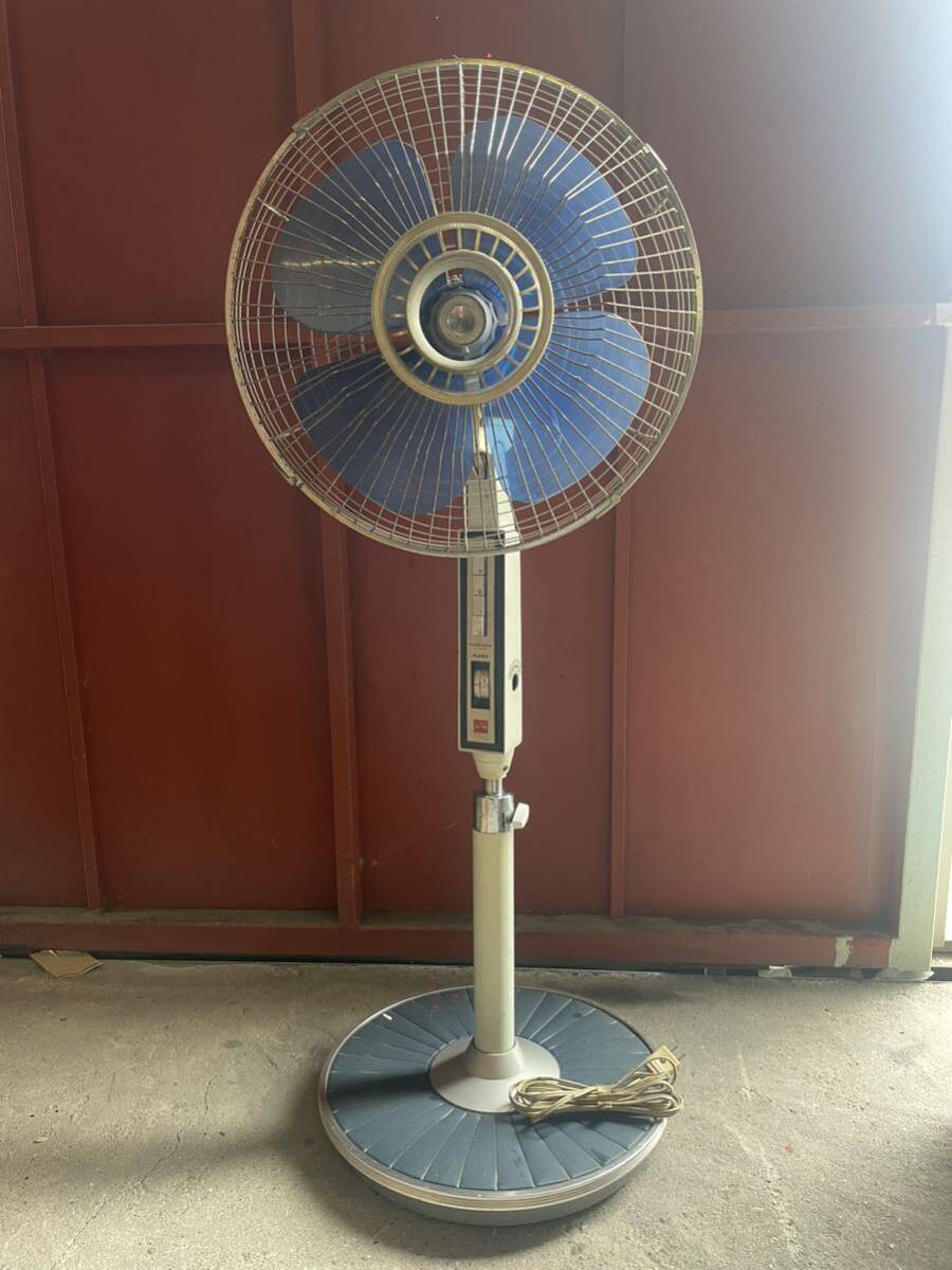 K042/昭和レトロ 当時物 TOSHIBA 東芝 大型東芝扇風機 MODEL S-35DA 35cm 青系四枚羽根 引き取りOK