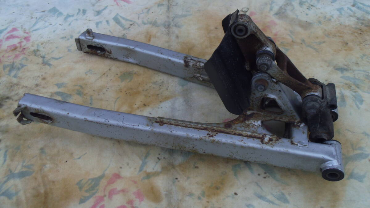 * NS50F AC08 б/у оригинальный качающийся рычаг Swing Arm ссылка, крутящий момент удилище имеется MBX50F. использование не по назначению . быстрое решение есть Kanagawa * Fujisawa ..*