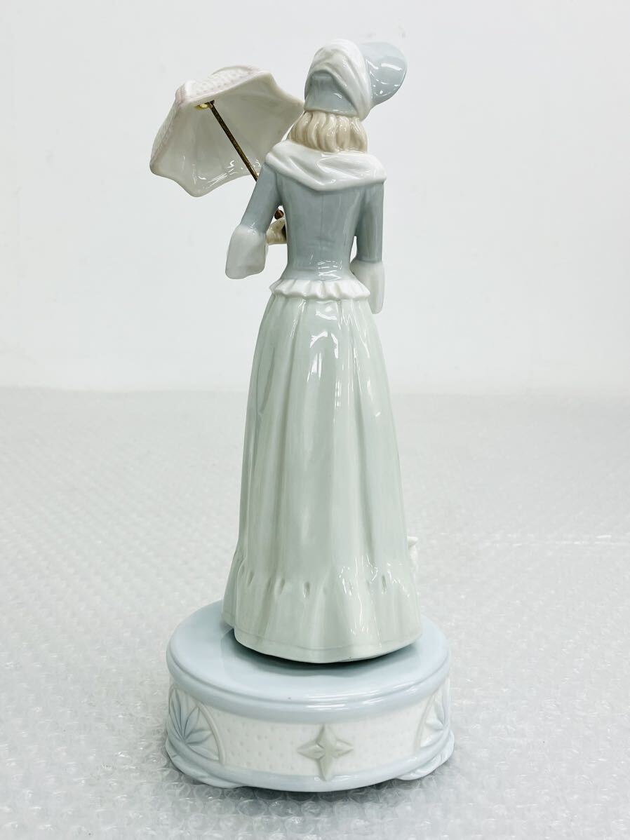 I♪ 音出し確認済み Demain ドマン オルゴール 陶器人形 約27cm ラブストーリー 西洋人形 置物 女性の画像3
